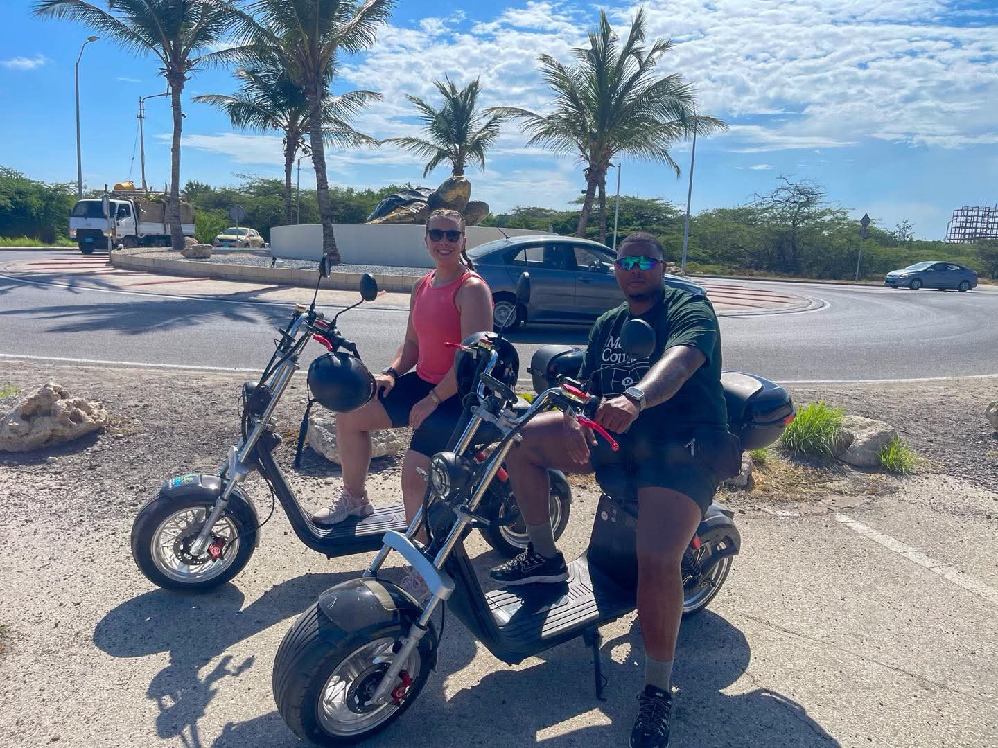 Scootey Aruba